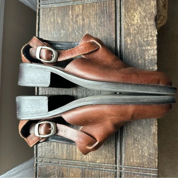 Vintage Nine West Brown Leather Mary Janes - Picture 6 of 9